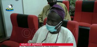 Akeredolu swears-in new Head of Service, tasks him on improved service delivery