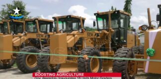 Akeredolu commissions 18 motor graders.