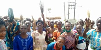 Breaking!!! Women groups protest worsening insecurity in Akoko.