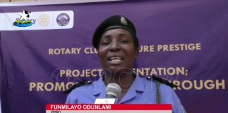 Rotary donates shield cubicles to Police