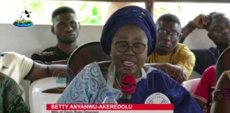 2023: Akeredolu’s wife tips Ondo female aspirants on how to win elections