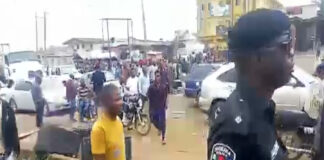 Breaking… Soldiers disperse protesting students on ASUU strike in akure (VIDEO)