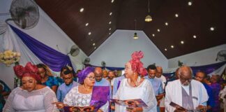 Mr Gov Arrives Jacob and Grace Chapel Ido, Ibadan for the service of songs(Video)