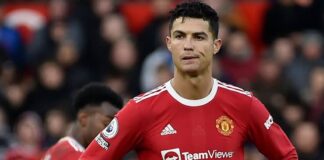 Sports:Breaking:Manchester United terminates Christiano Rolando Contract