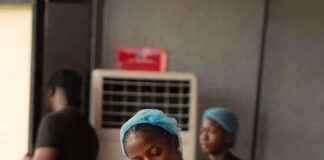 Nigerian Chef breaks longest cooking record