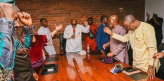 GOV AKEREDOLU RETURNS FROM MEDICAL VACATION, MEETS STAKEHOLDERS