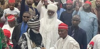 Kano: Governor Yusuf presents appointment letter to Sanusi as Emir