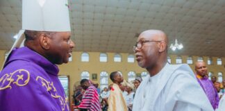 GOV AIYEDATIWA PAYS TRIBUTES TO LATE DR PAUL AKINTELURE AT FUNERAL