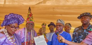 Oba Takuro Becomes 1st Olusan of Ayesan