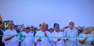 GOV AIYEDATIWA COMMISSIONS ROAD PROJECT IN ILAJE, FLAGS OFF 8.5KM DUAL CARRIAGEWAY